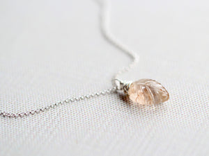 Palm Necklace - Rutilated Quartz